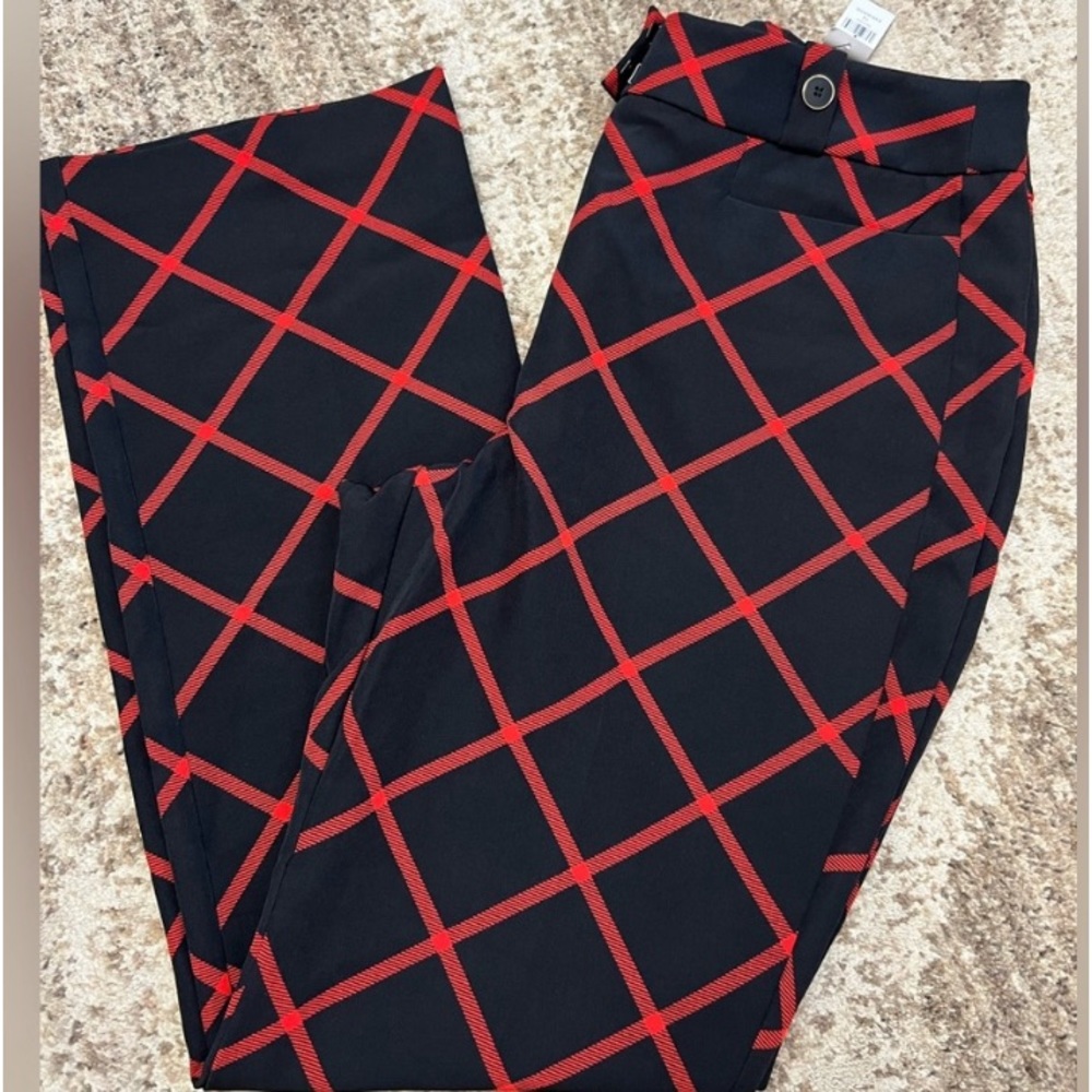 New York & Co. Bootleg pants. New with tag. Size 12